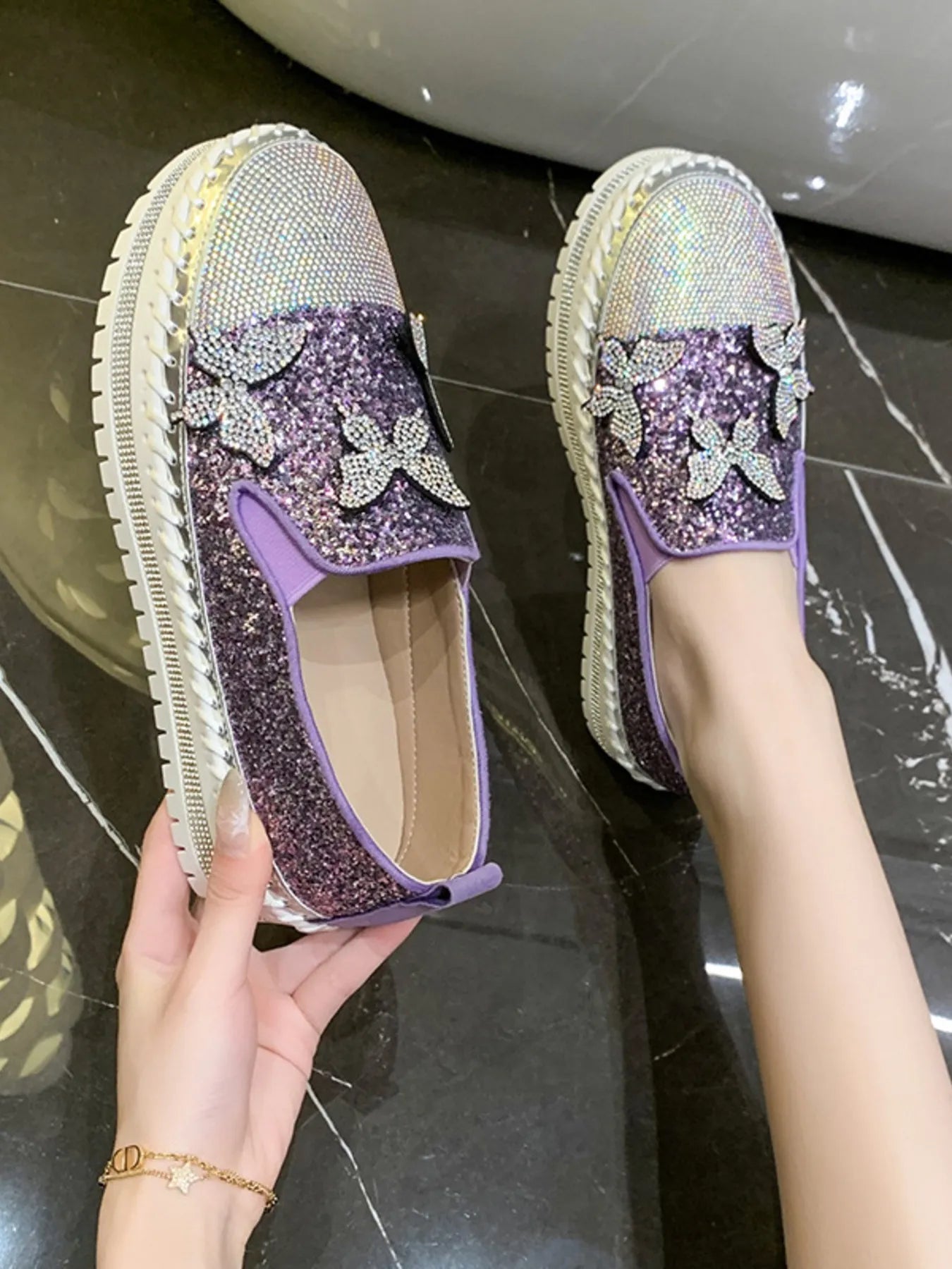 44f6c4391c8040f8aeb08a11ba91df4f-Max-Origin